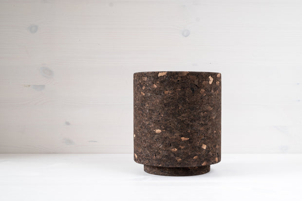 Studio Corkinho - Organic Design Cork Vase - Mother Cylinder Mid.