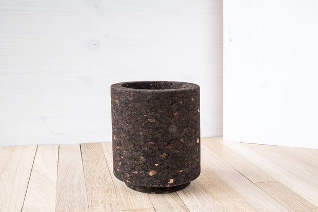 Studio Corkinho - Organic Design Cork Vase - Mother Cylinder Mid.