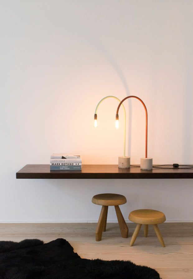 Bultin Minimalistic Table Lamp - Colourful Eye-Catcher with Concrete & Steel.